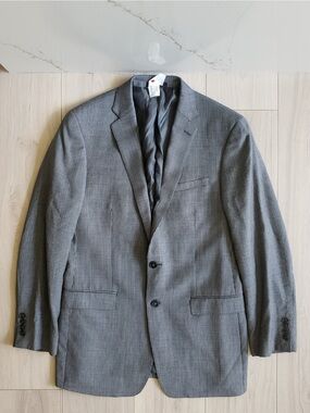 Calvin Klein Gray Two-Button Blazer - Modern Tailored Cut